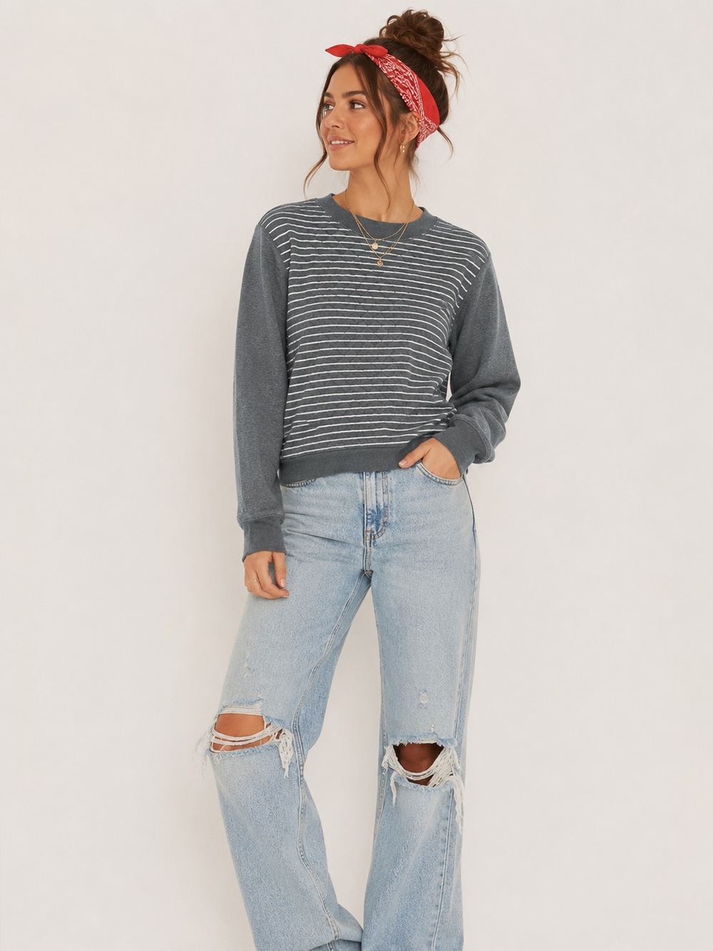 GAP Gray Long Sleeve Crew with White Stripe Pattern